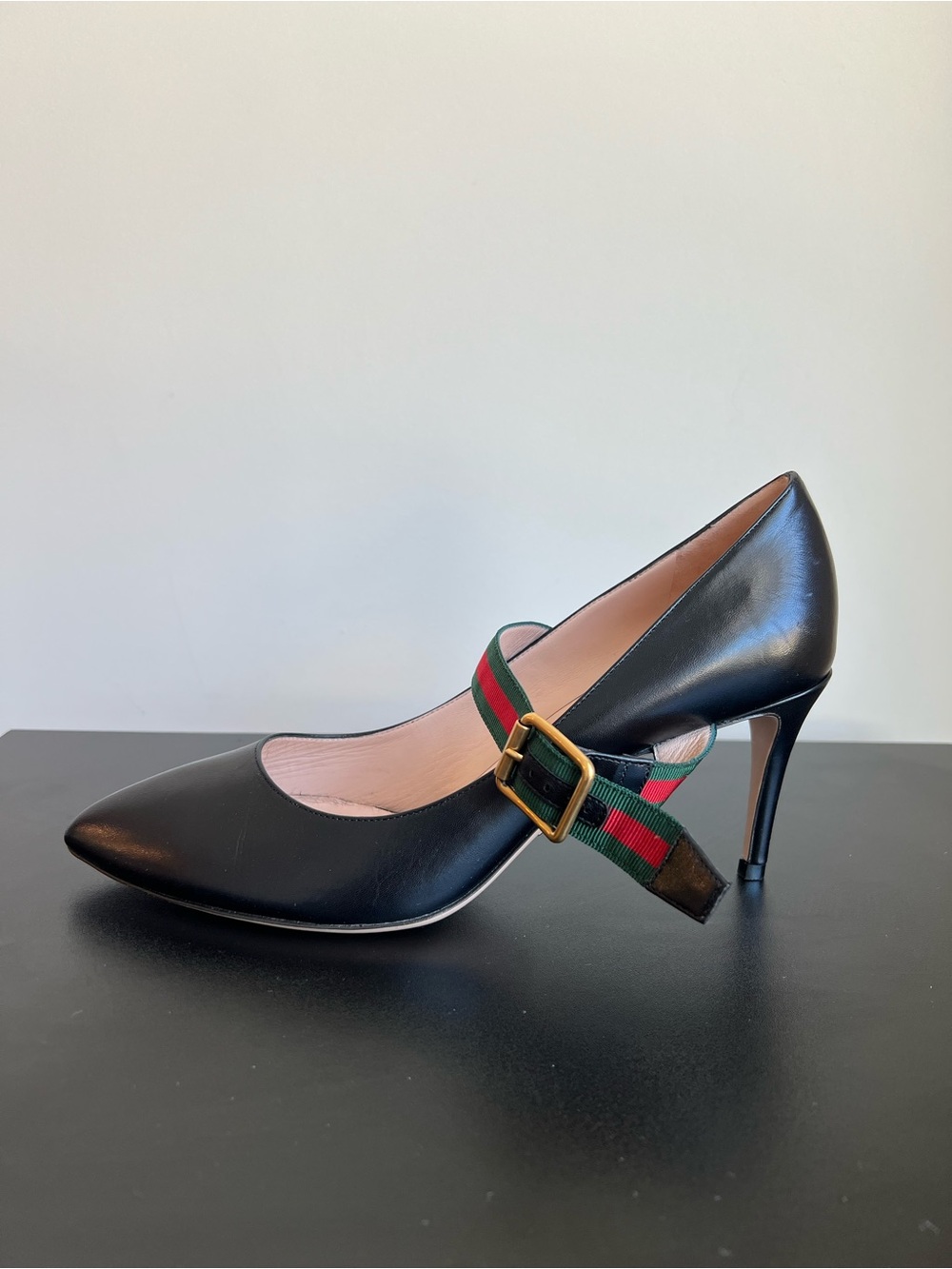 Gucci Sylvie Web Stripe Black Leather Pointed Toe Pumps 39.5
